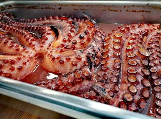 Pulpo al Horno Murciano, Receta Fácil y Sabrosa | Restaurante Oasis by Paco Medrano